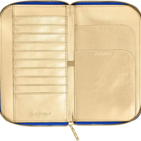 NWT Lilly Pulitzer travel wallet Passport Holder Twisted Up wristlet - Picture 4 of 4